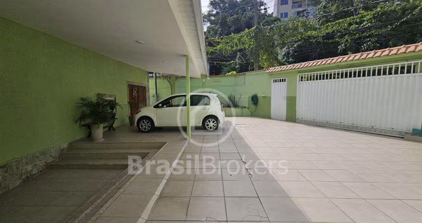 Casa Duplex Frente de Rua