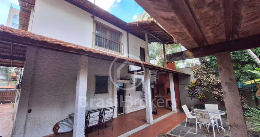Casa - Para fins comerciais