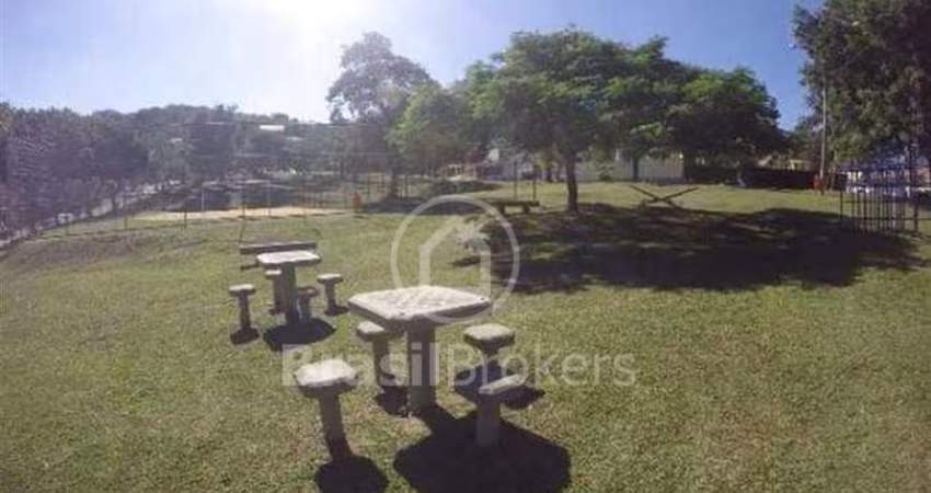 Terreno Exclusivo de 982 m² no Condomínio Suíça Carioca 2