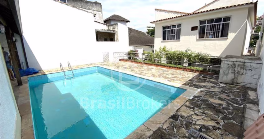 Casa à venda com 368,00m² e 4 quartos em Pechincha, Rio de Janeiro - rj