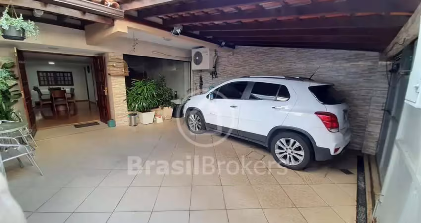 Casa à venda com 155,00m² e 3 quartos em Anil, Rio de Janeiro - rj