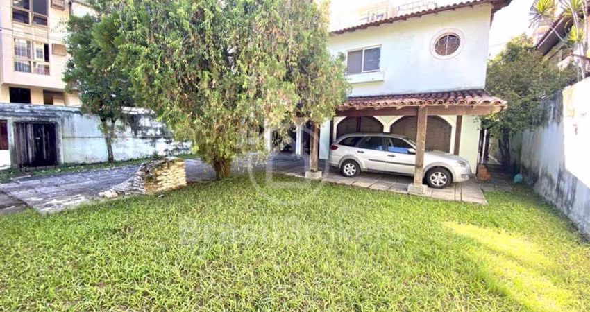 Casa à venda com 750,00m² e 4 quartos em Freguesia (Jacarepaguá), Rio de Janeiro - rj