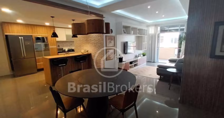 Apartamento Varanda, 3 Dormitórios 1 suite e Dependência completa