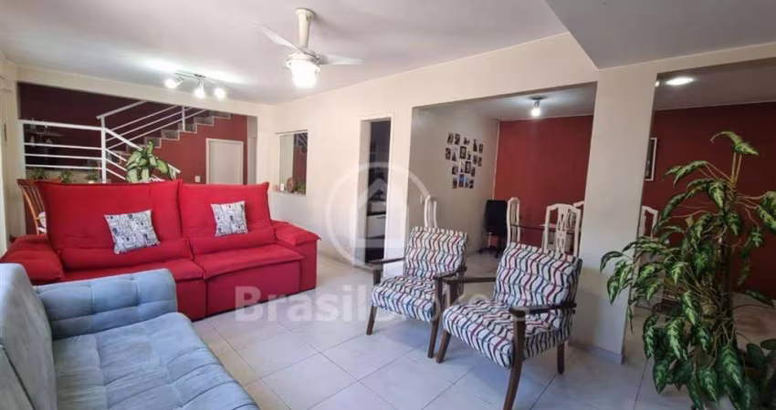 Casa de Condomínio à venda com 170,00m² e 2 quartos em Anil, Rio de Janeiro - rj