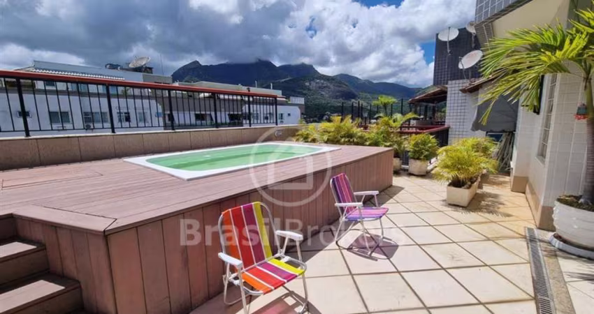 Cobertura à venda com 218,00m² e 3 quartos em Freguesia (Jacarepaguá), Rio de Janeiro - rj