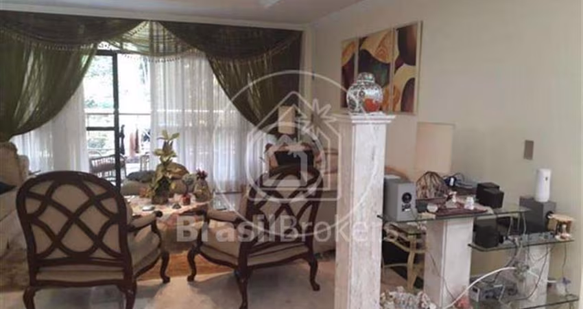 Apartamento à venda com 224,00m² e 4 quartos em Freguesia (Jacarepaguá), Rio de Janeiro - rj