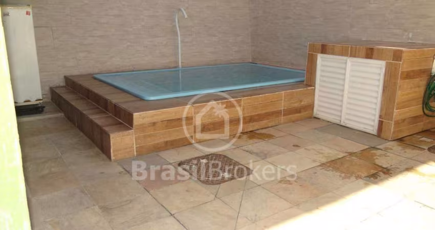 Casa de Condomínio à venda com 250,00m² e 3 quartos em Taquara, Rio de Janeiro - rj
