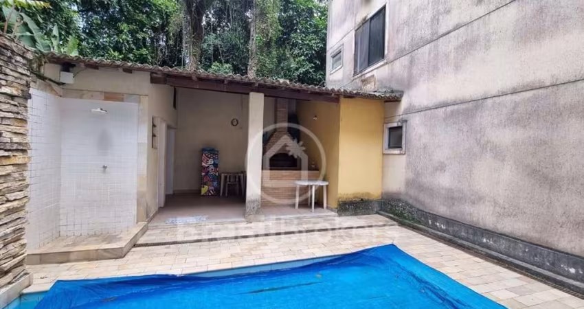 Casa de Vila à venda com 105,00m² e 3 quartos em Taquara, Rio de Janeiro - rj