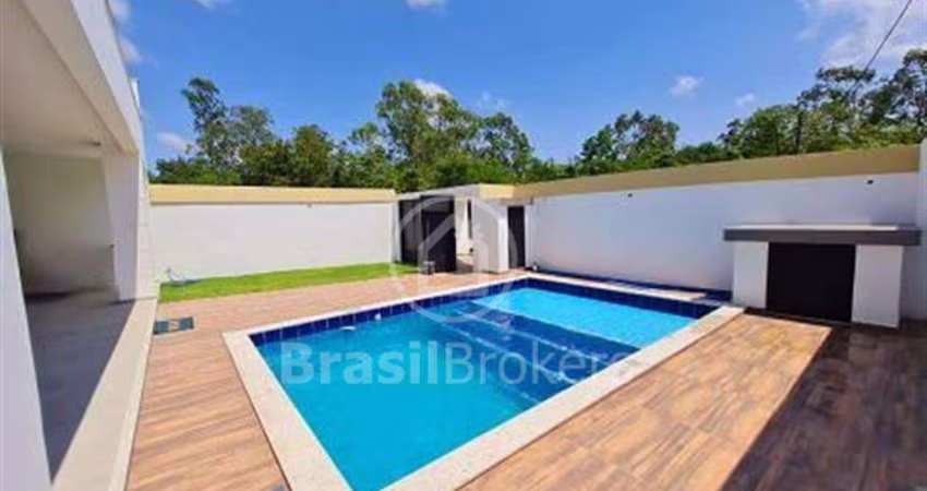 Casa de Casa de em Condomínio à venda com 646,00 m²  de terreno e área construída de 330,00 m².