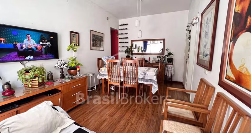 Apartamento 2 quartos no coração da Freguesia