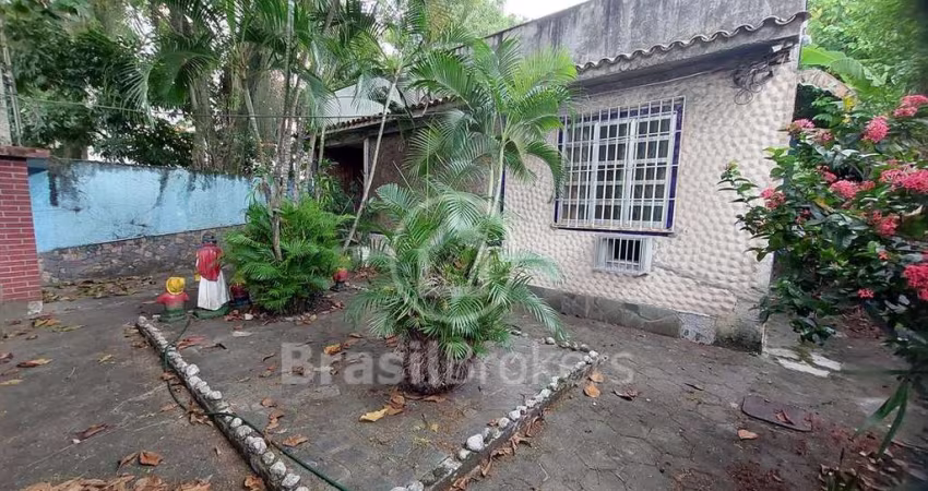 Casa residencial/comercial na Freguesia