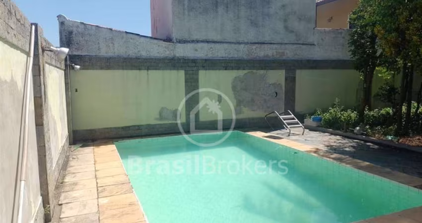 Casa de Condomínio à venda com 300,00m² e 3 quartos em Anil, Rio de Janeiro - rj