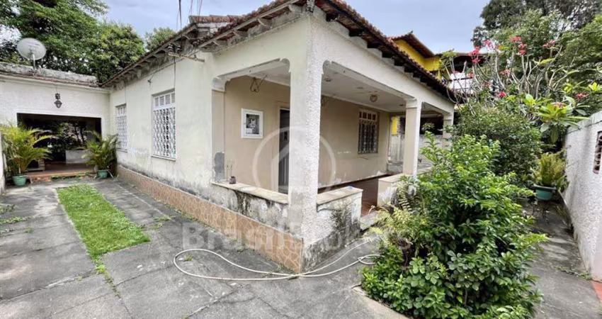 Casa à venda com 630,00m² e 2 quartos em Tanque, Rio de Janeiro - rj
