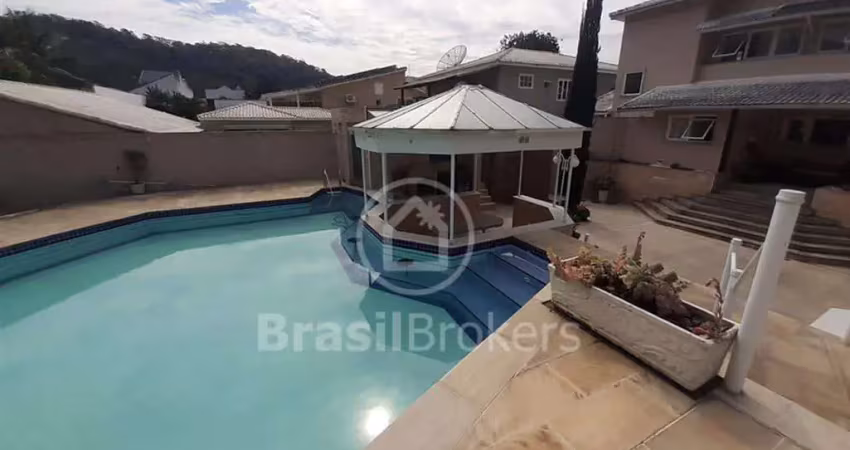 Casa de condomínio à venda com 800,00m² e 5 quartos em taquara, rio de janeiro - rj
