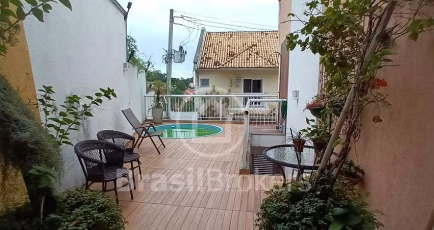 Casa de Condomínio à venda com 166,00m² e 4 quartos em Freguesia (Jacarepaguá), Rio de Janeiro - rj