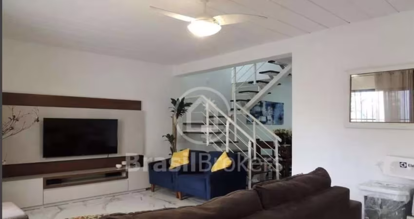 Casa de Condomínio à venda com 99,00m² e 3 quartos em Pechincha, Rio de Janeiro - rj