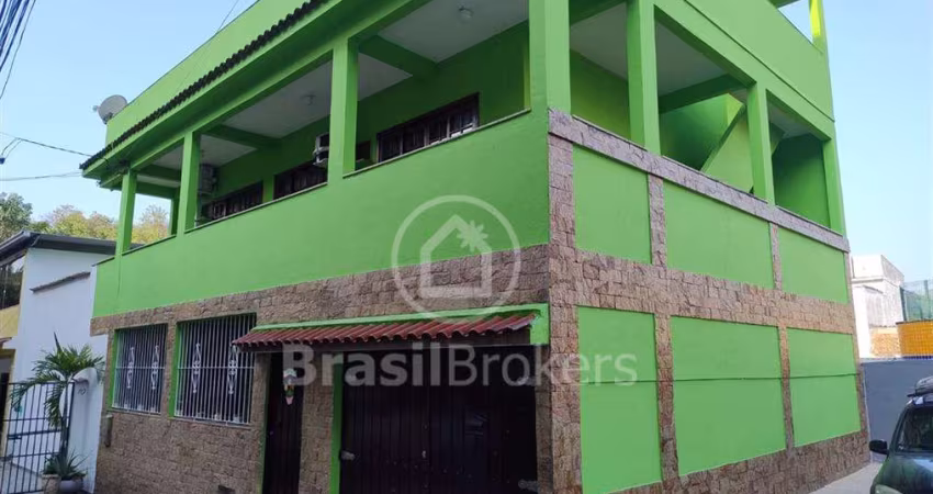 Casa de Condomínio à venda com 313,00m² e 3 quartos em Praça Seca, Rio de Janeiro - rj