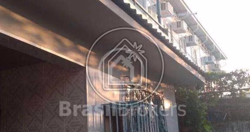 Casa à venda com 403,00m² e 3 quartos em Taquara, Rio de Janeiro - rj