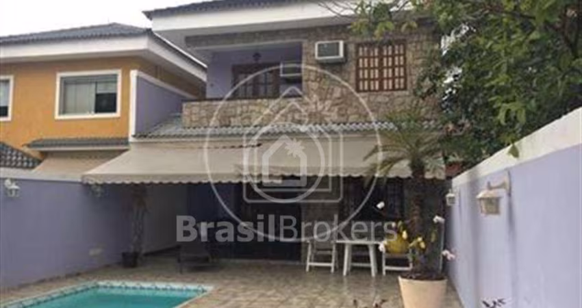 Casa de Condomínio à venda com 605,00m² e 4 quartos em Anil, Rio de Janeiro - rj