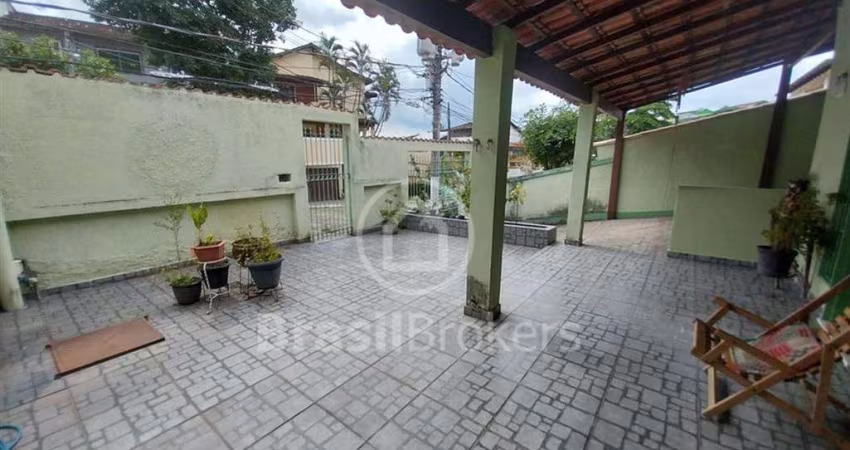 Casa Duplex em Condomínio