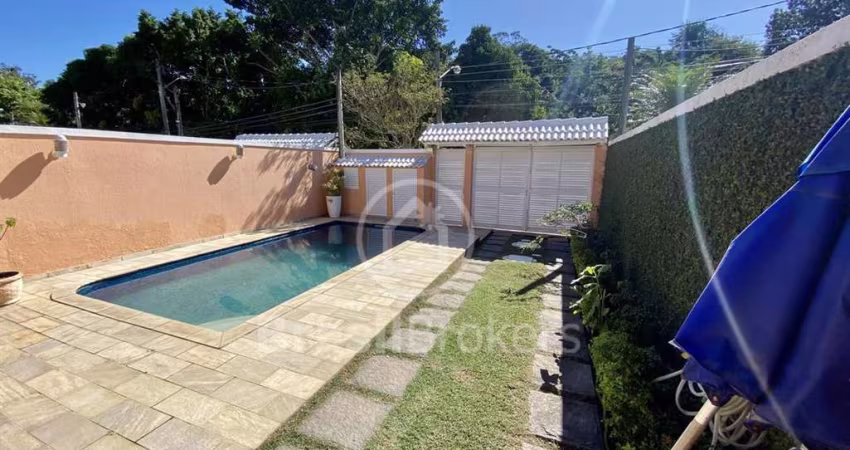 Casa de Condomínio à venda com 211,00m² e 4 quartos em Anil, Rio de Janeiro - rj