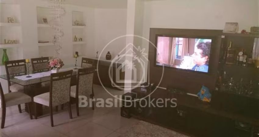 Casa de Condomínio à venda com 270,00m² e 5 quartos em Freguesia (Jacarepaguá), Rio de Janeiro - rj