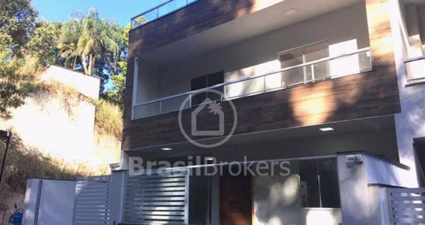 Casa de Condomínio à venda com 250,00m² e 3 quartos em Freguesia (Jacarepaguá), Rio de Janeiro - rj
