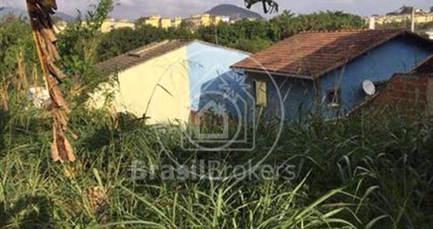 Excelente terreno em condomínio fechado bairro Araújo com RGI E COM PROJETO MULTIFAMILIAR.