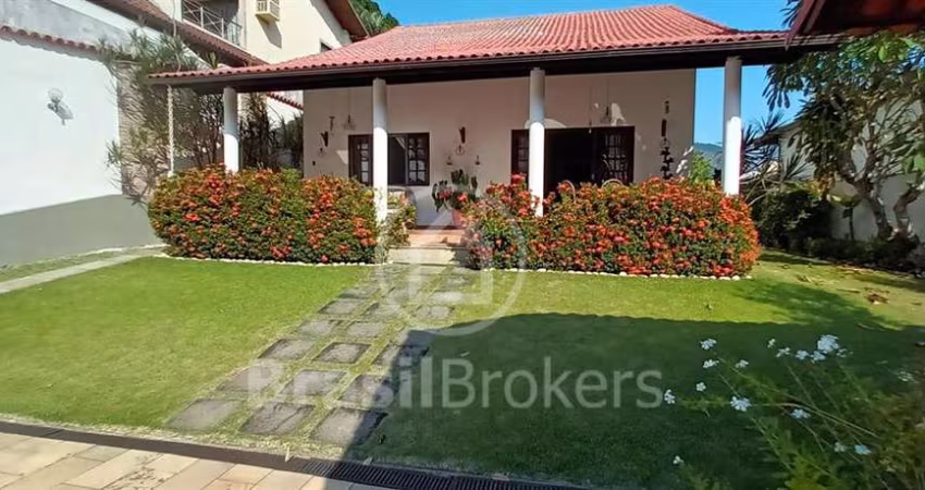 Casa de Condomínio à venda com 643,00m² e 4 quartos em Freguesia (Jacarepaguá), Rio de Janeiro - rj