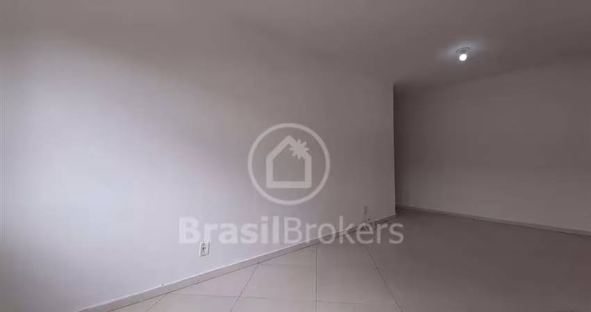 Ótimo apartamento na Taquara !!!!