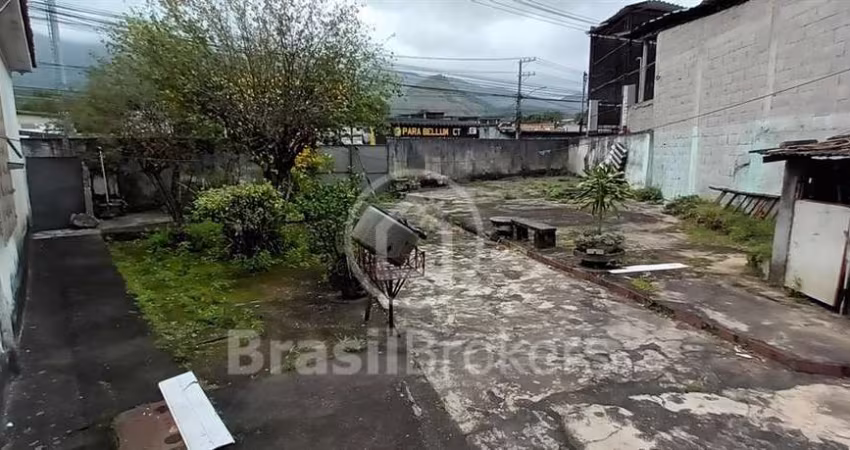Terreno frente de rua Comercial
