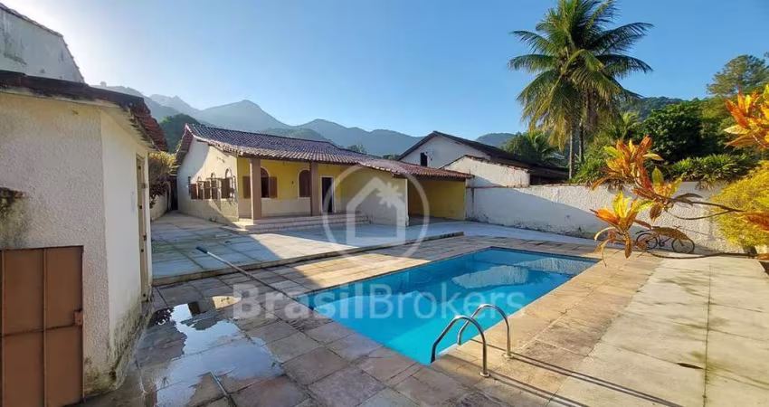 Casa de Condomínio à venda com 292,00m² e 4 quartos em Anil, Rio de Janeiro - RJ