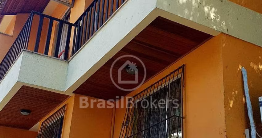 Casa de Condomínio à venda com 136,00m² e 3 quartos em Tanque, Rio de Janeiro - rj
