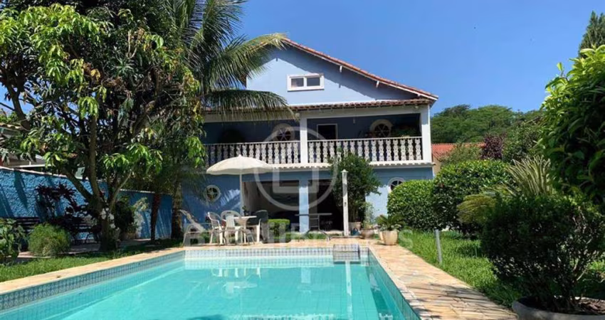 Casa de Condomínio à venda com 600,00m² e 5 quartos em Taquara, Rio de Janeiro - rj