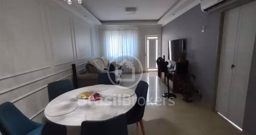 Casa de Condomínio 3 quartos, sendo 1 suíte