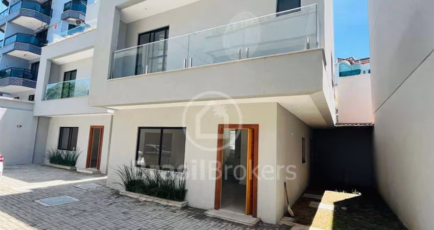 Casa de Condomínio 4 quartos, sendo 4 suítes