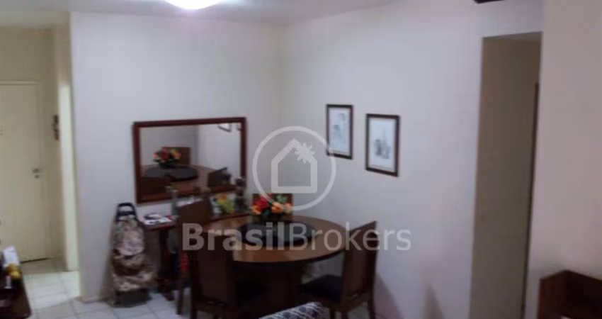 CONDOMINIO DO EDIFICIO PALM PARK - Apartamento 3 quartos, sendo 1 suíte