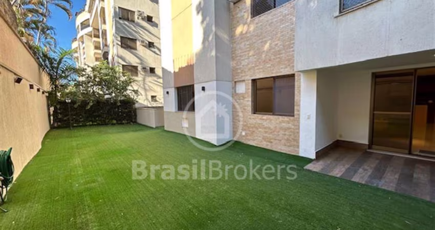 Excelente apartamento tipo Garden, no cobiçado Atelier Três Rios. Com área privativa (interna) de 120m2