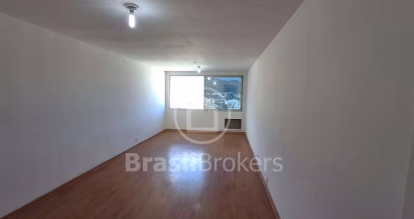 Sala Comercial à venda com 35,00m² e 1 quarto em Jacarepaguá, Rio de Janeiro - Rj