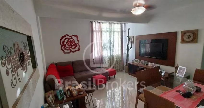 Descubra seu novo lar na Freguesia! Apartamento térreo com 3 quartos, 1 suíte e armários planejados!