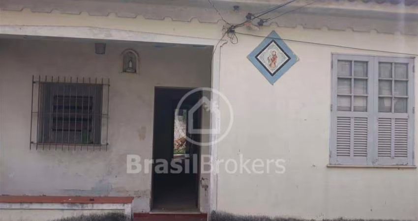 Casa à venda com 383,00m² e 3 quartos em Pechincha, Rio de Janeiro - rj