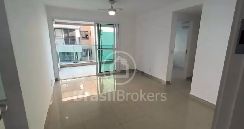 Apartamento 2 dormitórios com suite e varanda gourmet