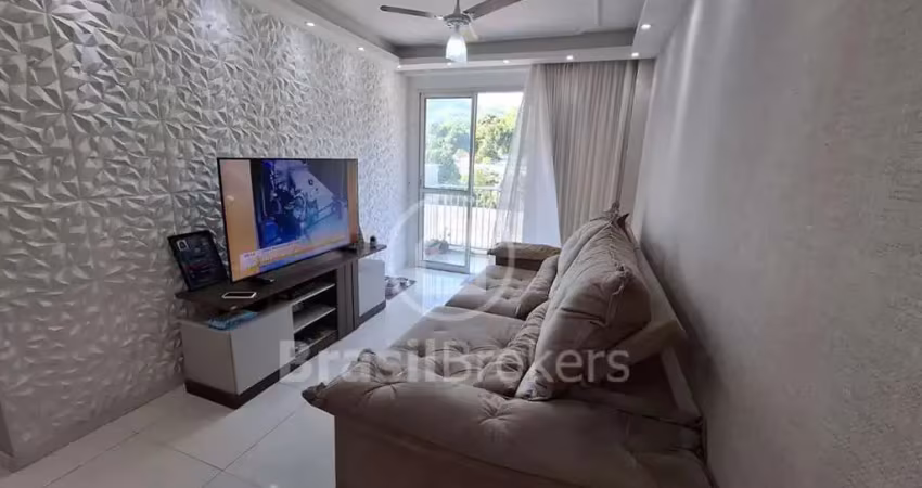 Apartamento reformado com vista livre