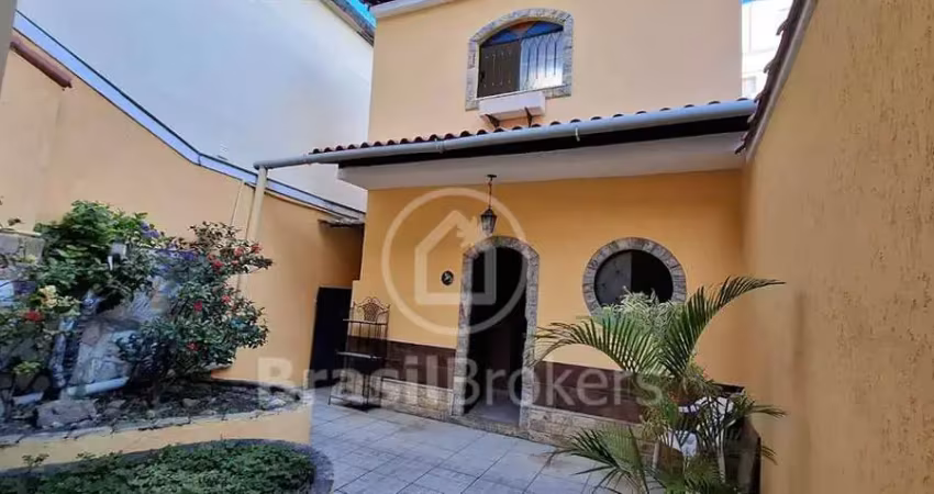 Casa com 2 quartos à venda na Rua Imuta, Pechincha, Rio de Janeiro