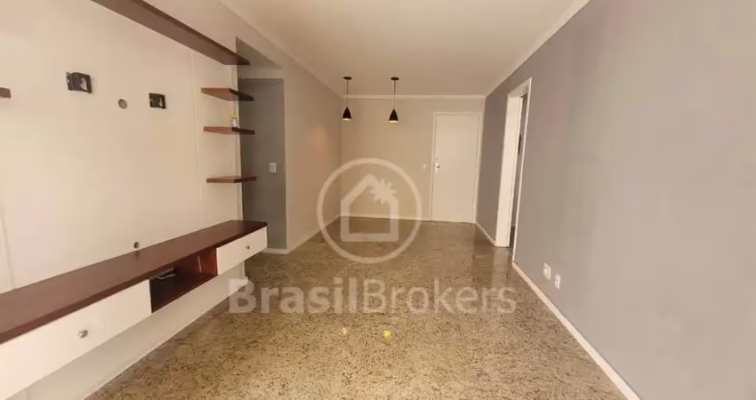 Apartamento de 2 quartos em condomínio completo, pronto pra morar