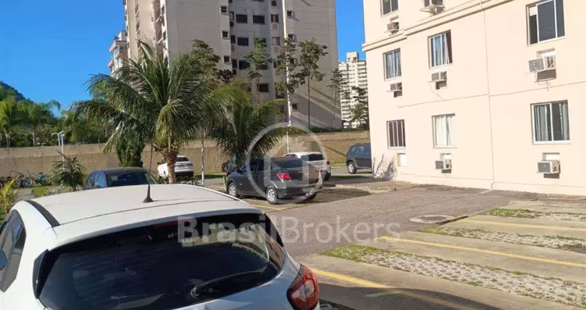 Apartamento com 3 quartos à venda na Estrada dos Bandeirantes, Jacarepaguá, Rio de Janeiro