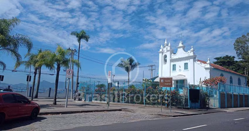 Venha mora em frente a Praia do Jardim Guanabara !!!