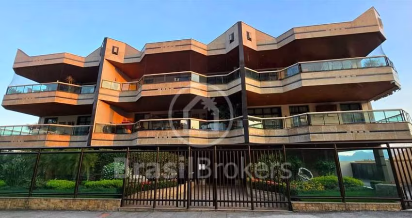 APARTAMENTO 4 QUARTOS/ VARANDA/VISTA MAR/ 4 VAGAS