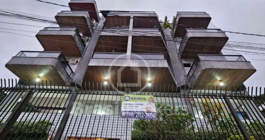APARTAMENTO COM 3 QUARTOS( 1 SUÍTE)