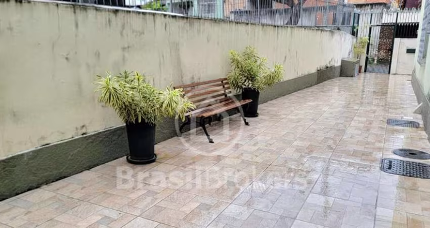 Apartamento Duplex ( apartamento com direito a uso da laje) à venda com 4 quartos em Jardim Guanabara, Rio de Janeiro - rj